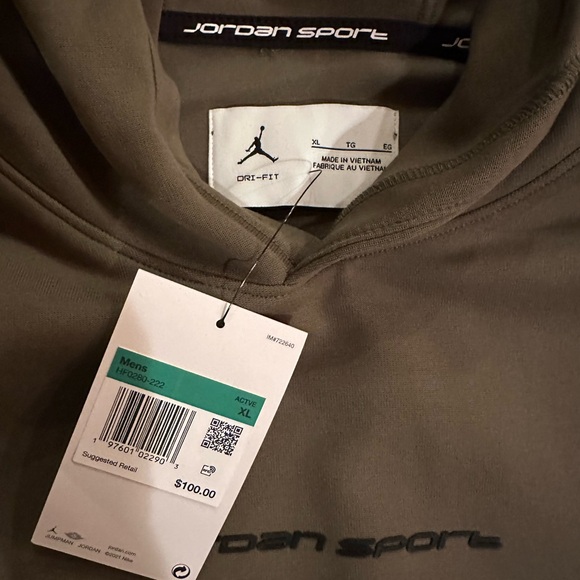 Jordan Sports Olive Hoodie - Picture 2 of 4